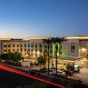 Hampton Airport North *** Phoenix